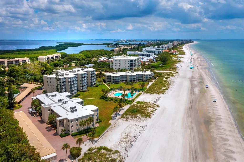 4825 Gulf Of Mexico Drive Longboat Key FL 34228