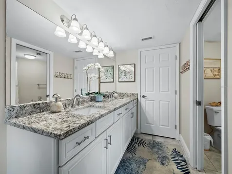 4825 Gulf Of Mexico Drive Longboat Key FL 34228