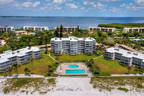 4825 Gulf Of Mexico Drive Longboat Key FL 34228