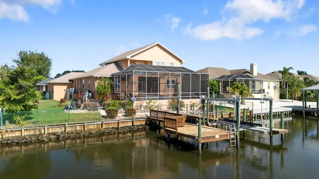 830 Golf Island Drive Apollo Beach FL 33572
