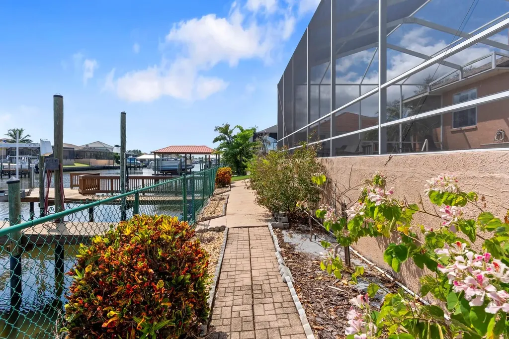 830 Golf Island Drive Apollo Beach FL 33572