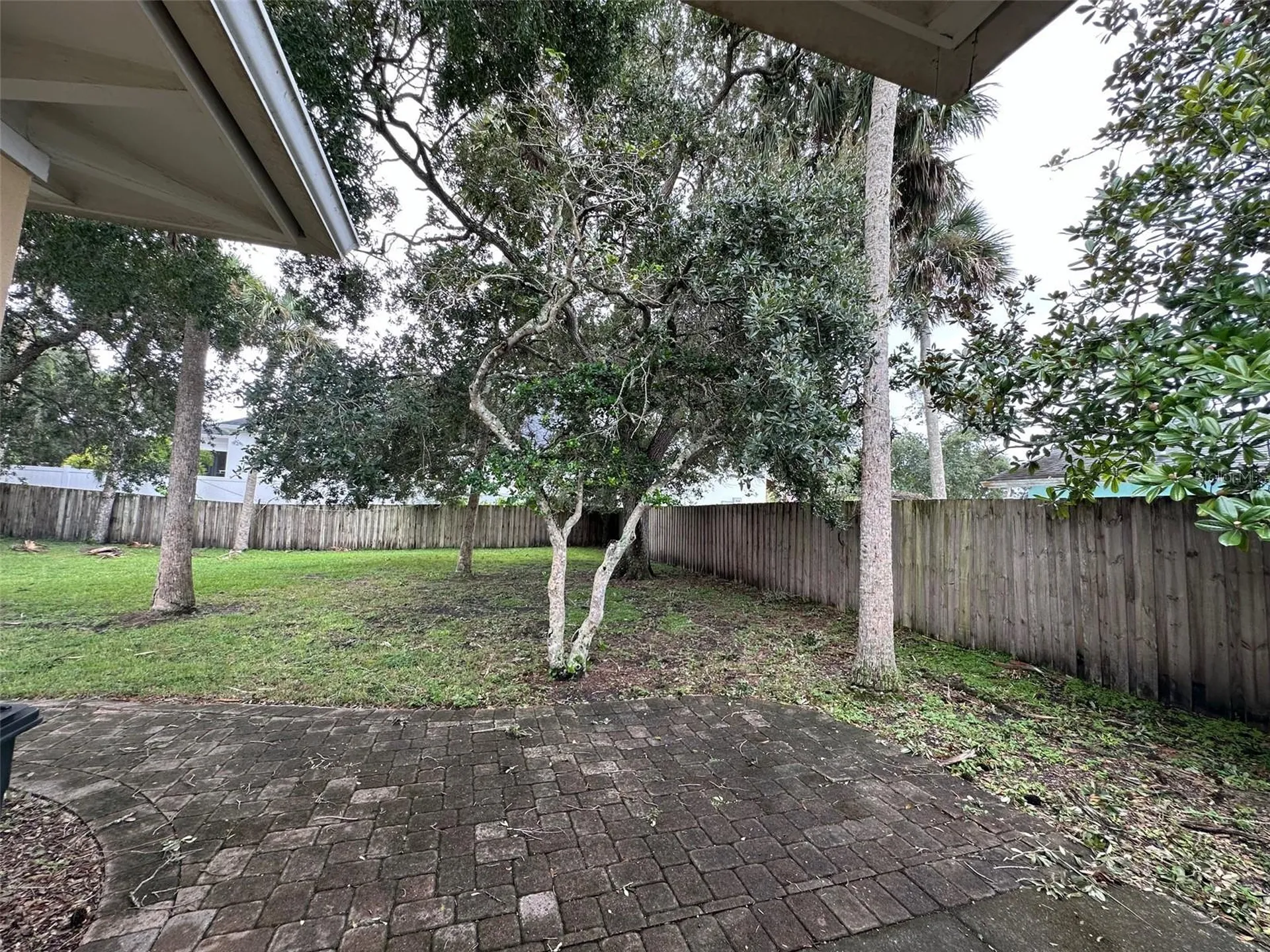 401 Oakwood Avenue New Smyrna Beach FL 32169