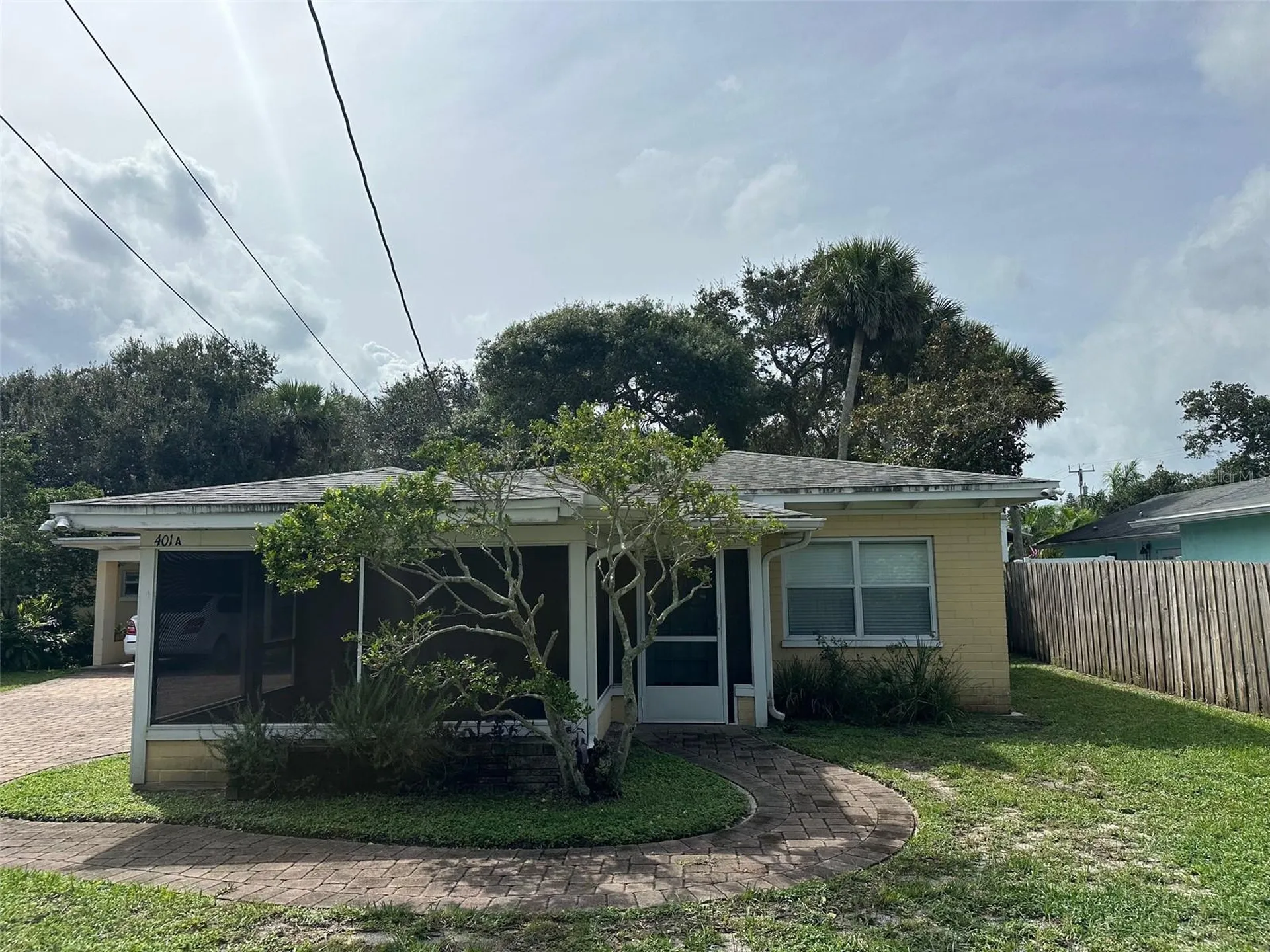401 Oakwood Avenue New Smyrna Beach FL 32169