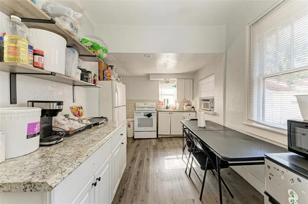 432 Adelia Avenue Sarasota FL 34236