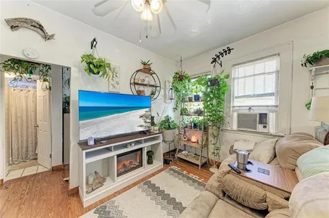 432 Adelia Avenue Sarasota FL 34236