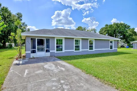 276 W Willow Avenue Eagle Lake FL 33839