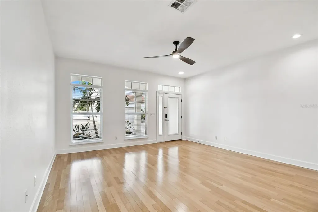 626 3rd Avenue S St Petersburg FL 33701