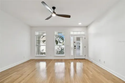 626 3rd Avenue S St Petersburg FL 33701