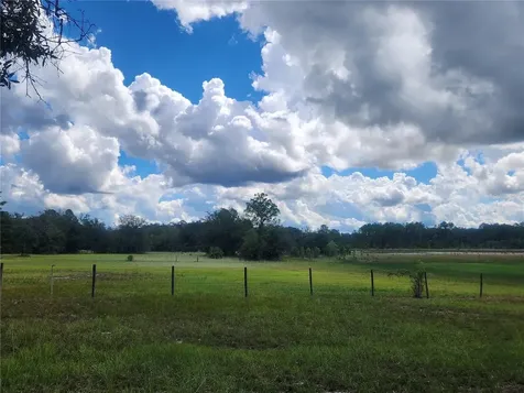 217 Lakeview Drive Melrose FL 32666