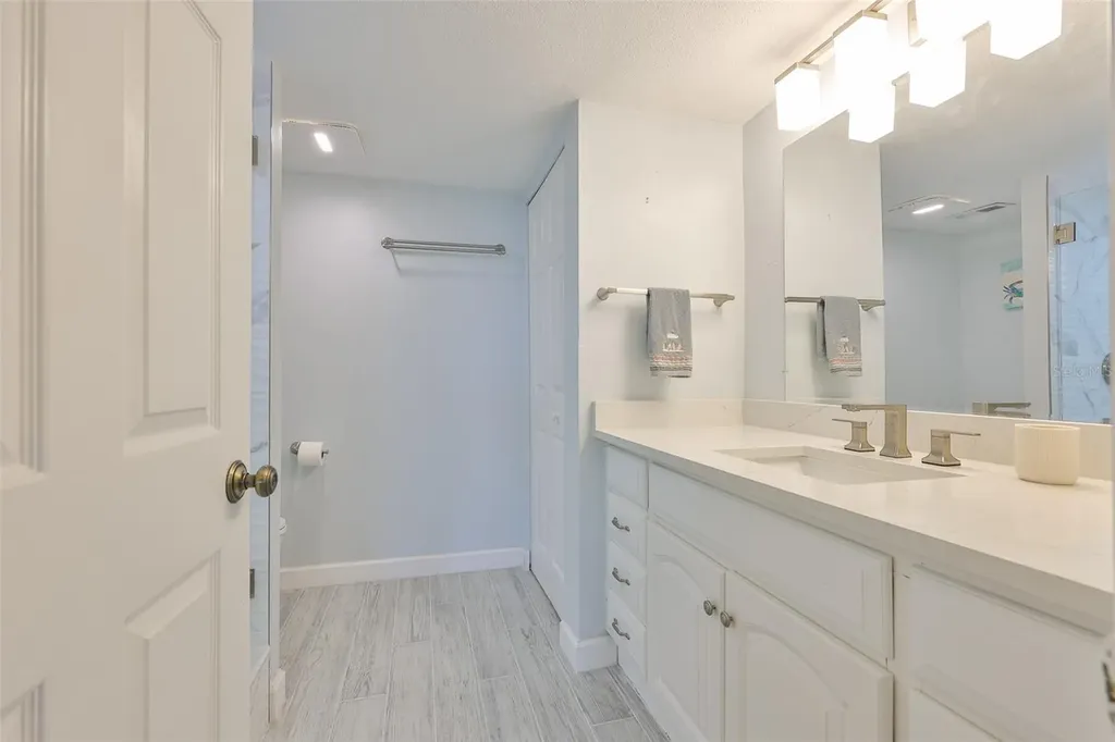 1400 Gulf Boulevard Clearwater Beach FL 33767