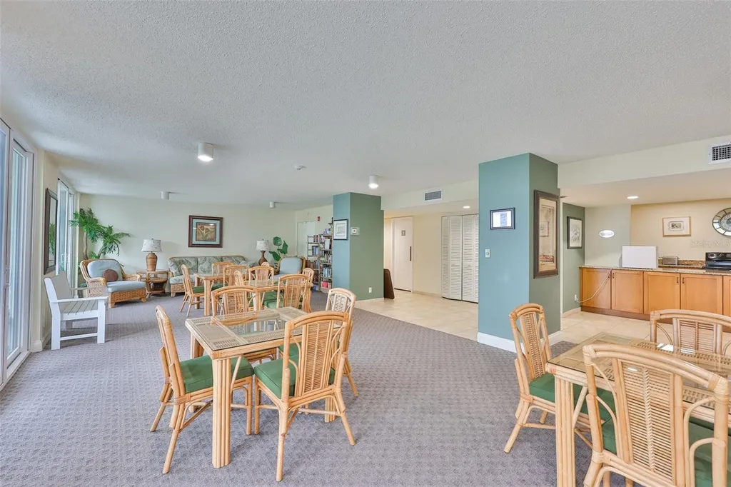 1400 Gulf Boulevard Clearwater Beach FL 33767