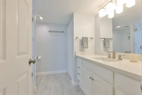 1400 Gulf Boulevard Clearwater Beach FL 33767