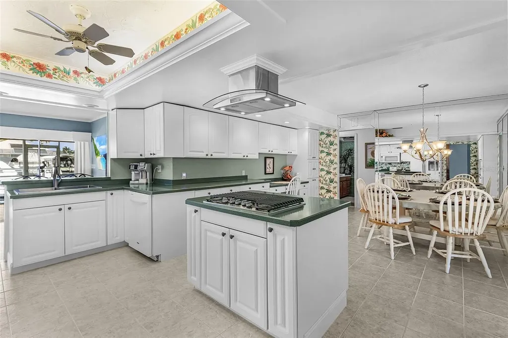 1935 SE 36th Terrace Cape Coral FL 33904