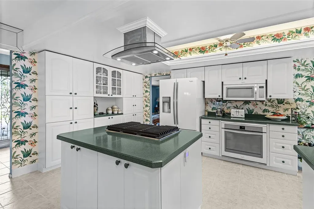 1935 SE 36th Terrace Cape Coral FL 33904