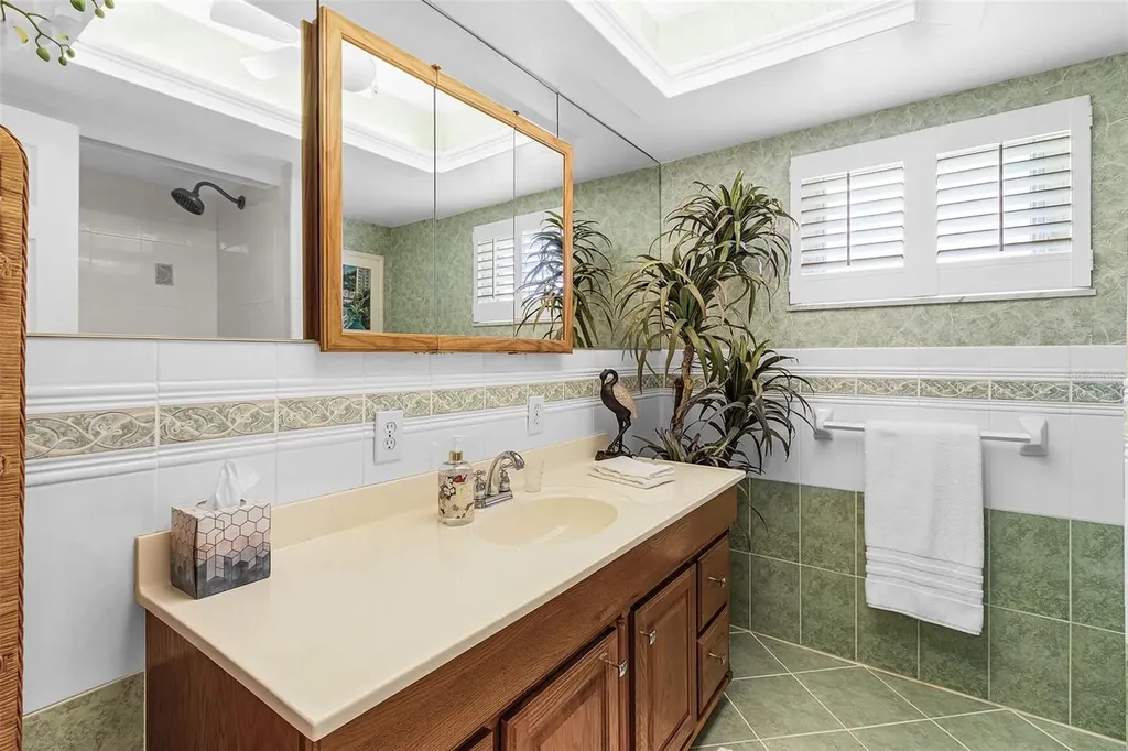 1935 SE 36th Terrace Cape Coral FL 33904