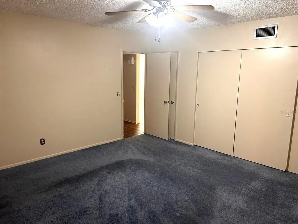 2402 Ecuadorian Way Clearwater FL 33763