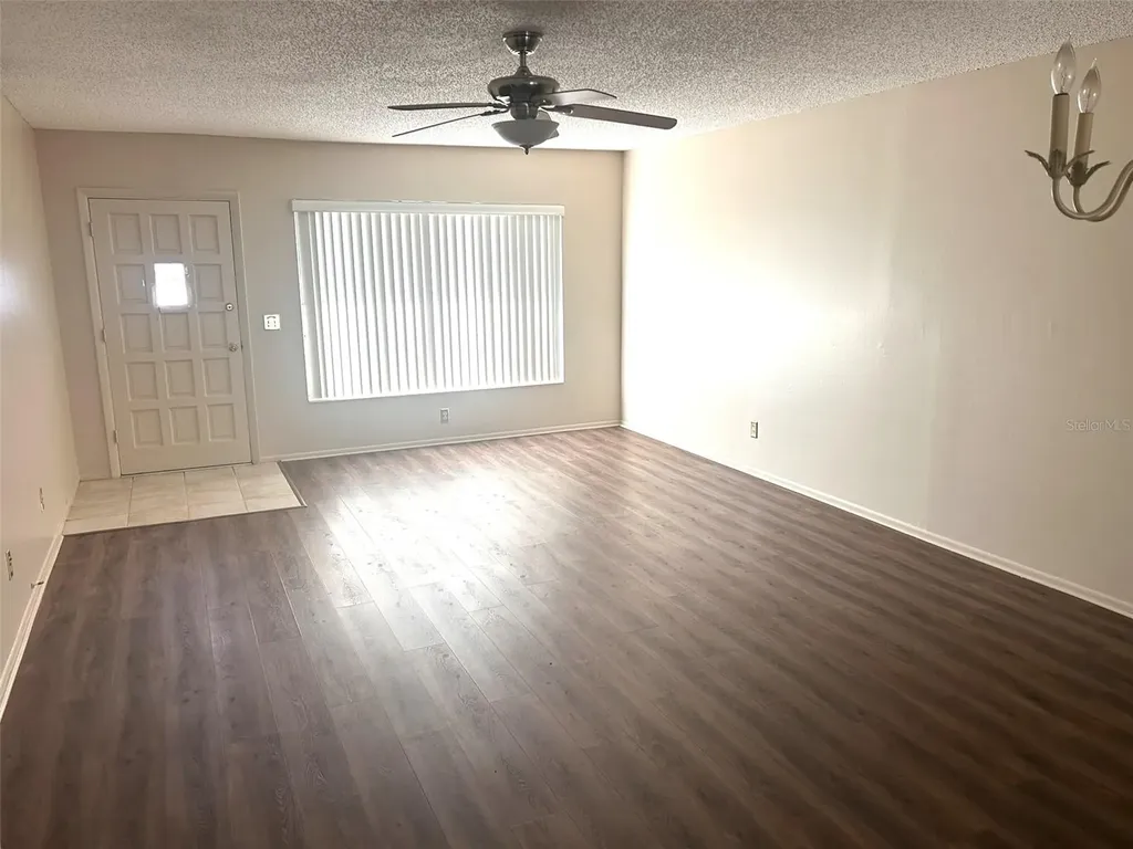 2402 Ecuadorian Way Clearwater FL 33763