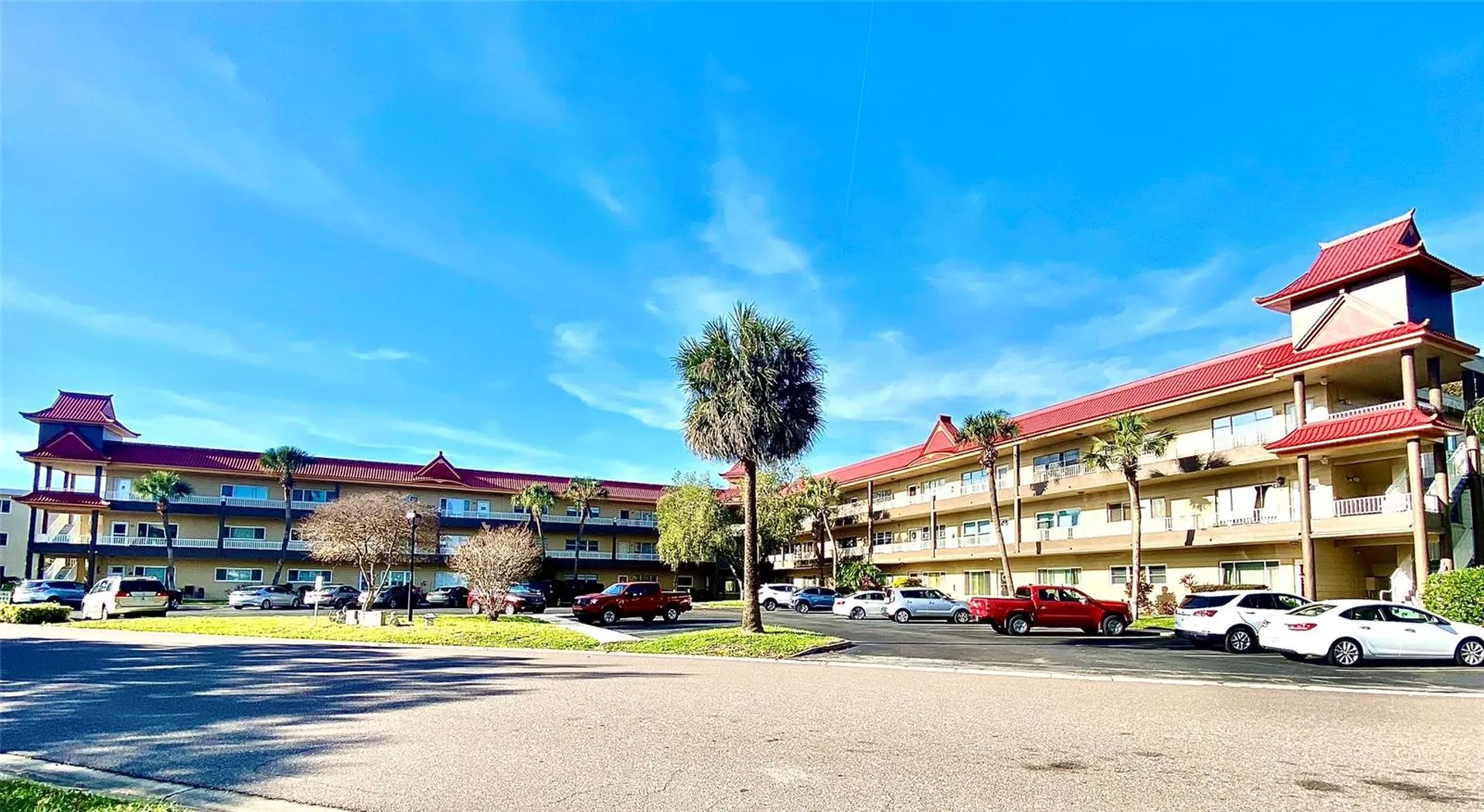 2402 Ecuadorian Way Clearwater FL 33763