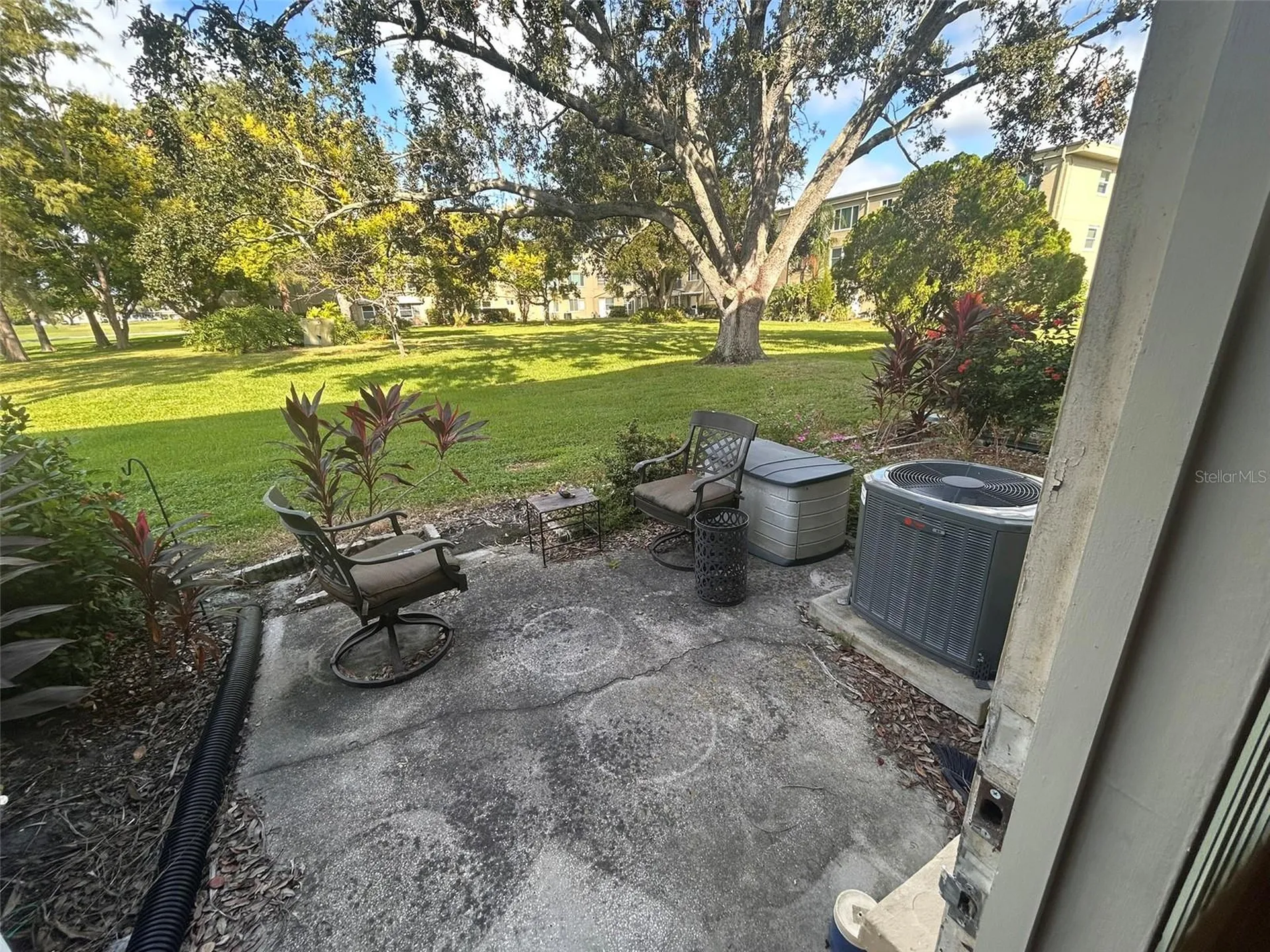 2402 Ecuadorian Way Clearwater FL 33763