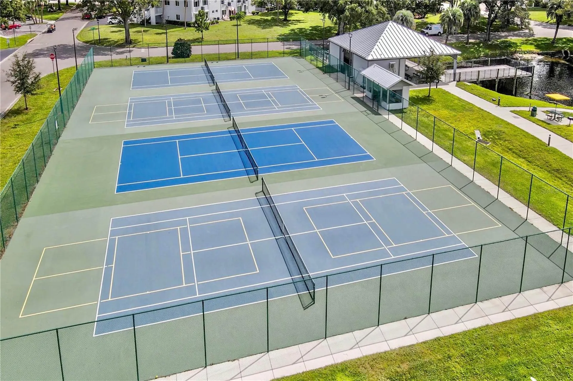 2402 Ecuadorian Way Clearwater FL 33763