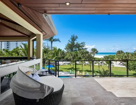 26 Sandy Hook Road N Sarasota FL 34242