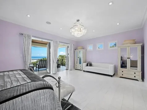 26 Sandy Hook Road N Sarasota FL 34242