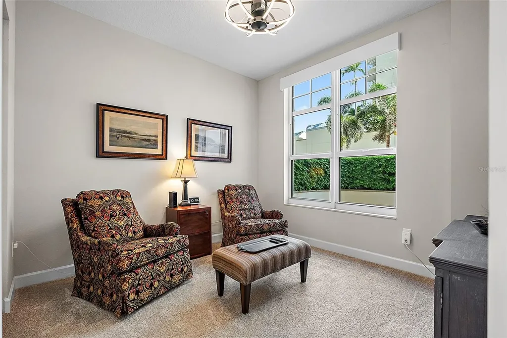 100 Beach Drive NE St Petersburg FL 33701