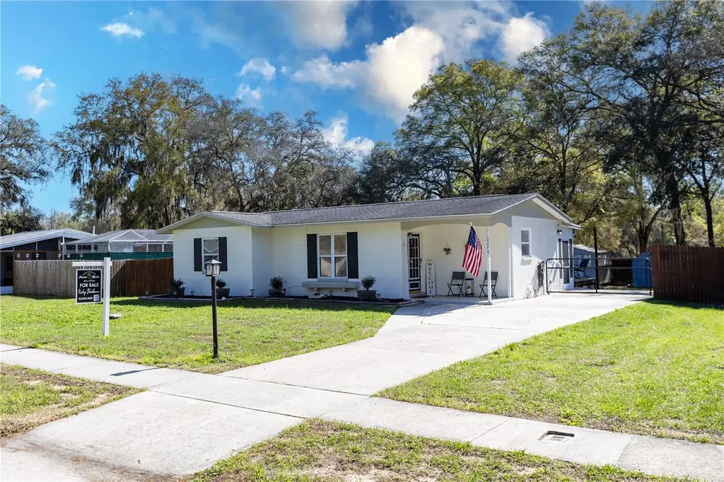 10075 N Glenmar Drive Citrus Springs FL 34434