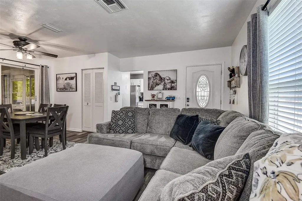 10075 N Glenmar Drive Citrus Springs FL 34434