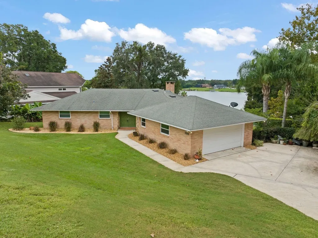2422 Topping Place Eustis FL 32726