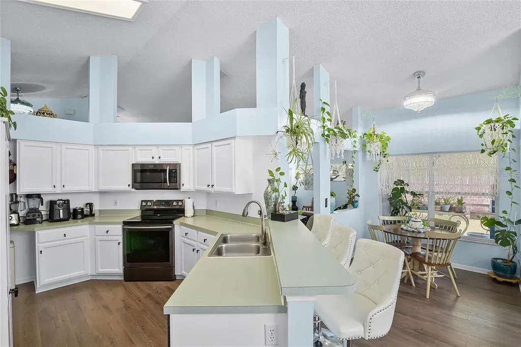 13944 Huntwick Drive Orlando FL 32837