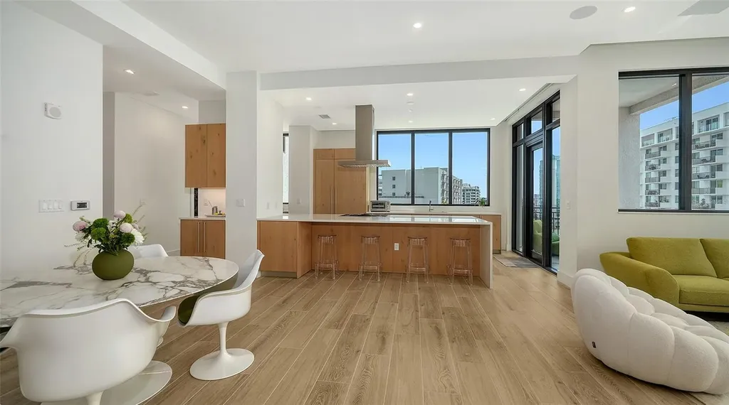 33 S Palm Avenue Sarasota FL 34236