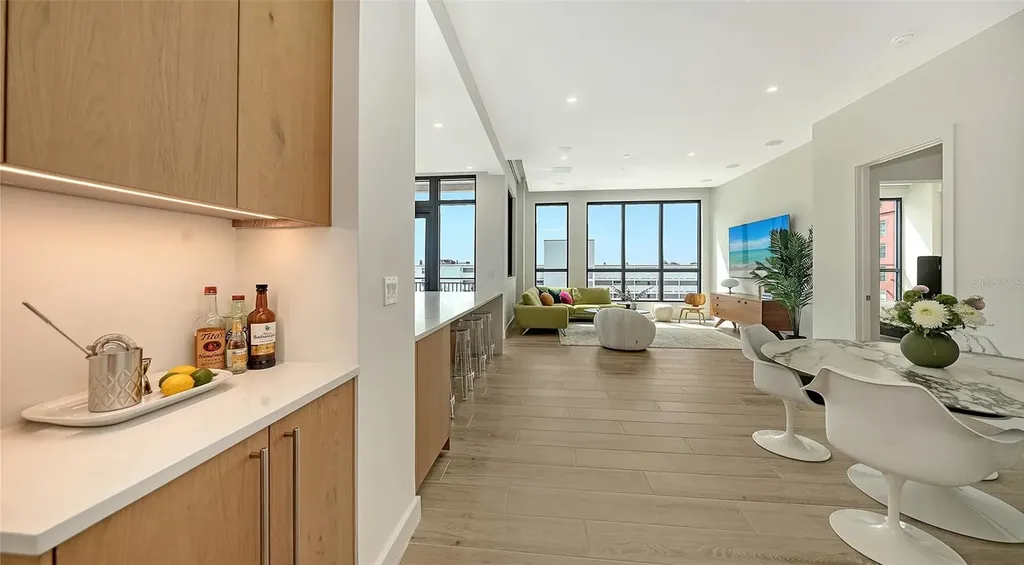 33 S Palm Avenue Sarasota FL 34236