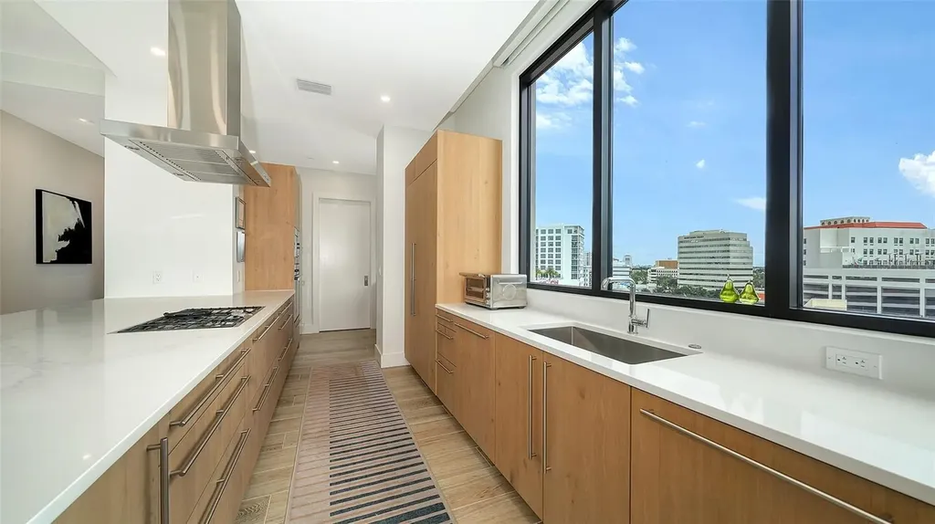 33 S Palm Avenue Sarasota FL 34236