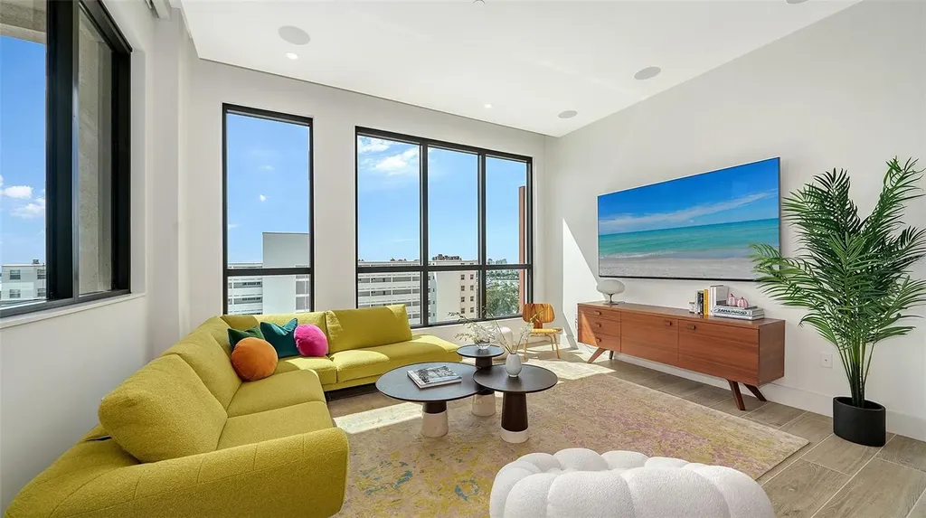 33 S Palm Avenue Sarasota FL 34236