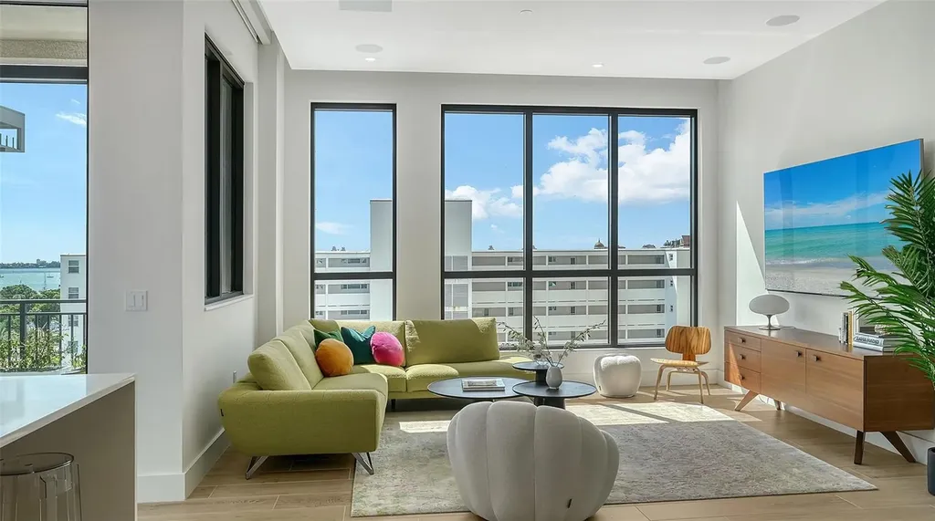 33 S Palm Avenue Sarasota FL 34236