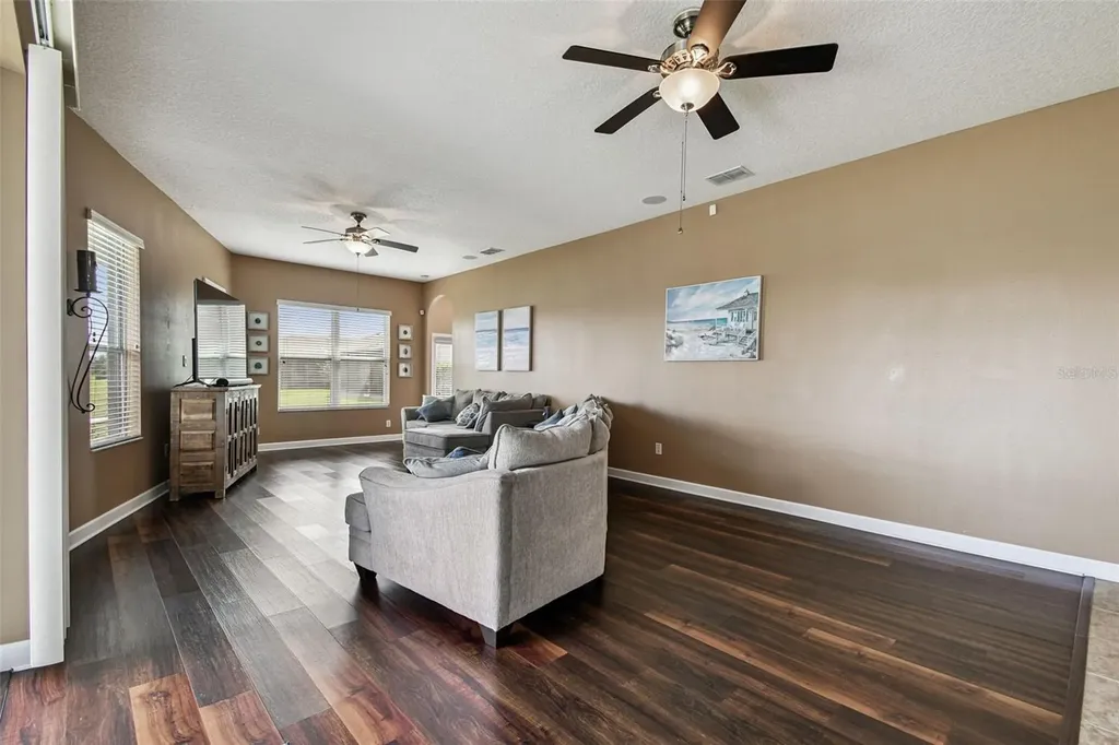 205 Orange Mill Avenue Ruskin FL 33570