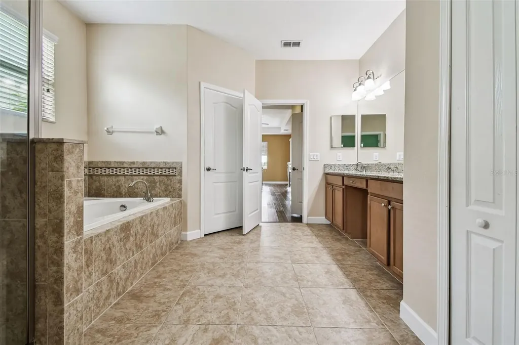 205 Orange Mill Avenue Ruskin FL 33570