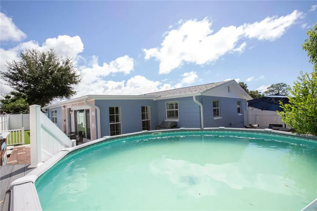 5240 School Road New Port Richey FL 34653
