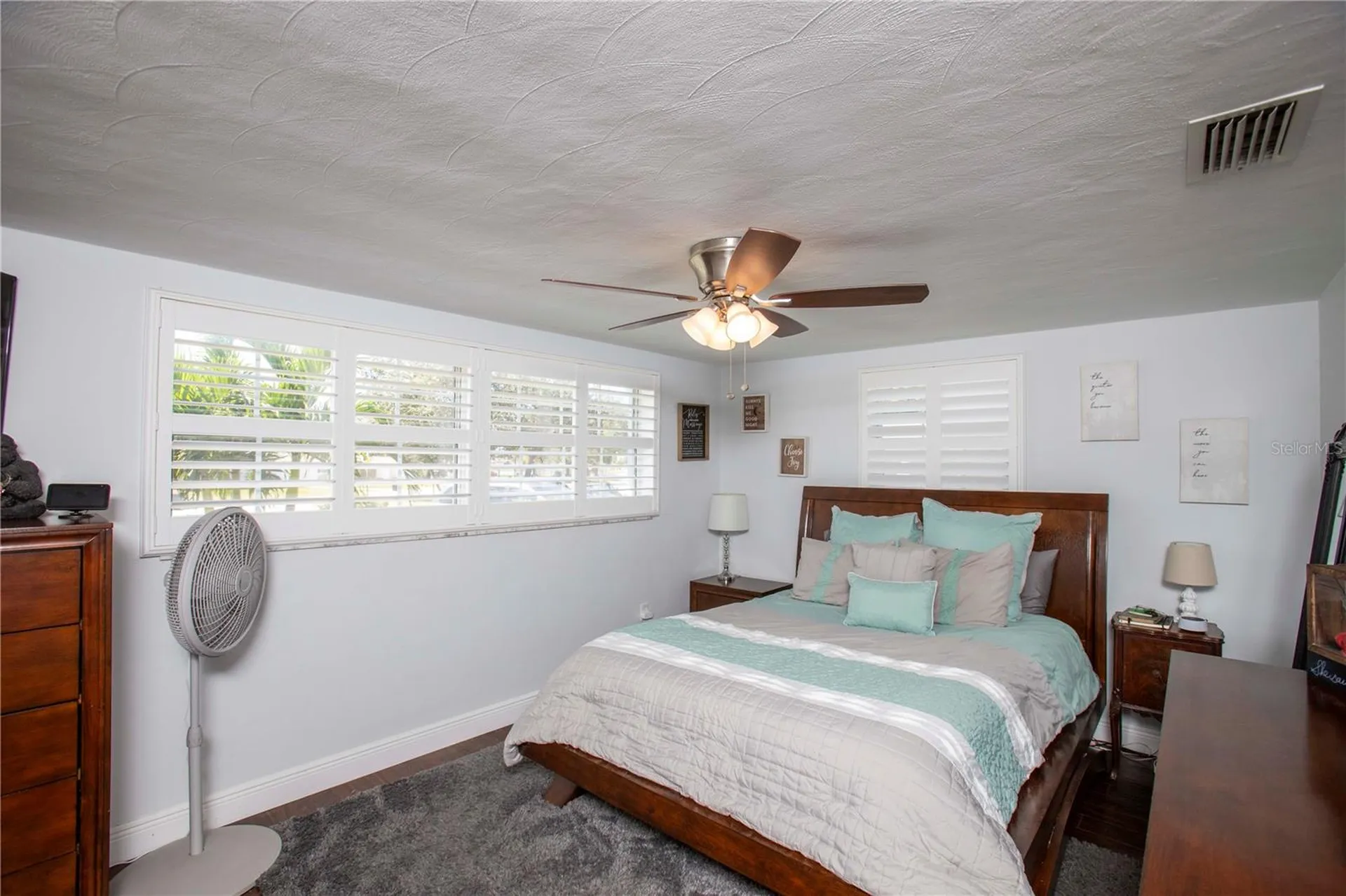 5240 School Road New Port Richey FL 34653
