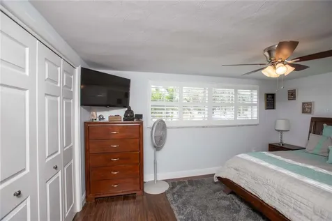 5240 School Road New Port Richey FL 34653