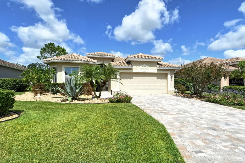 4434 Legacy Court Sarasota FL 34241