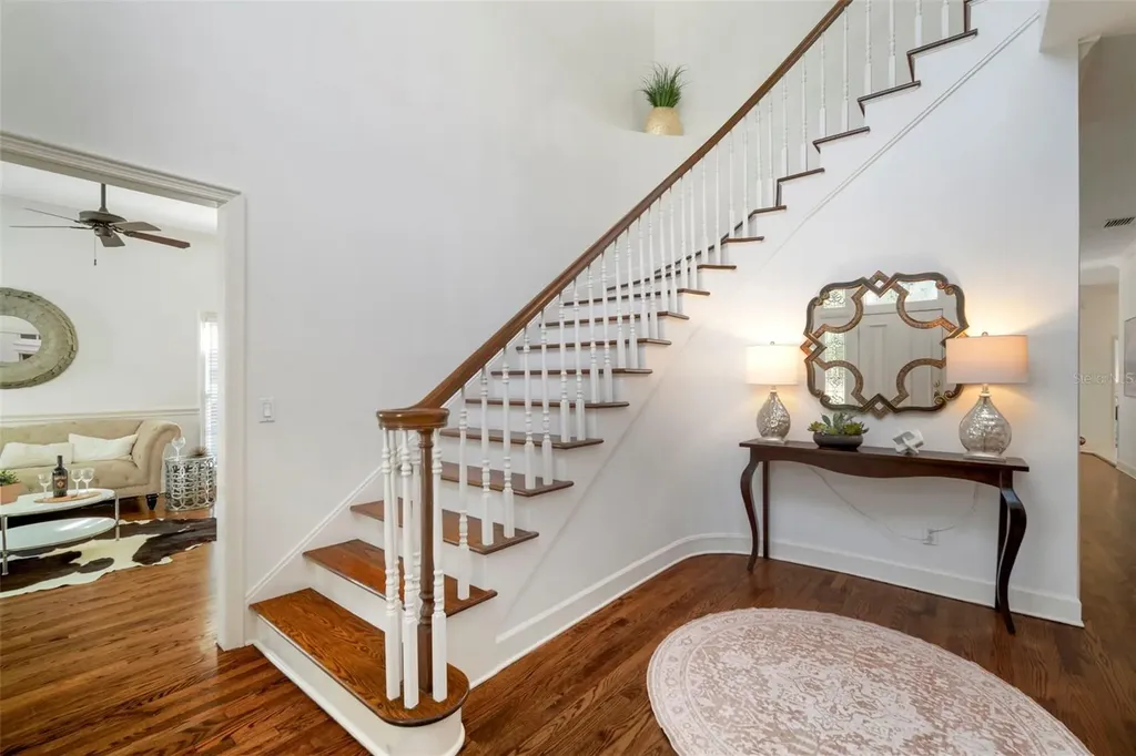 4318 W Azeele Street Tampa FL 33609