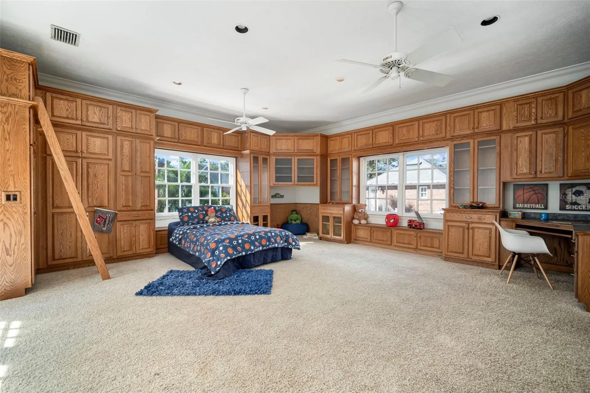 4318 W Azeele Street Tampa FL 33609