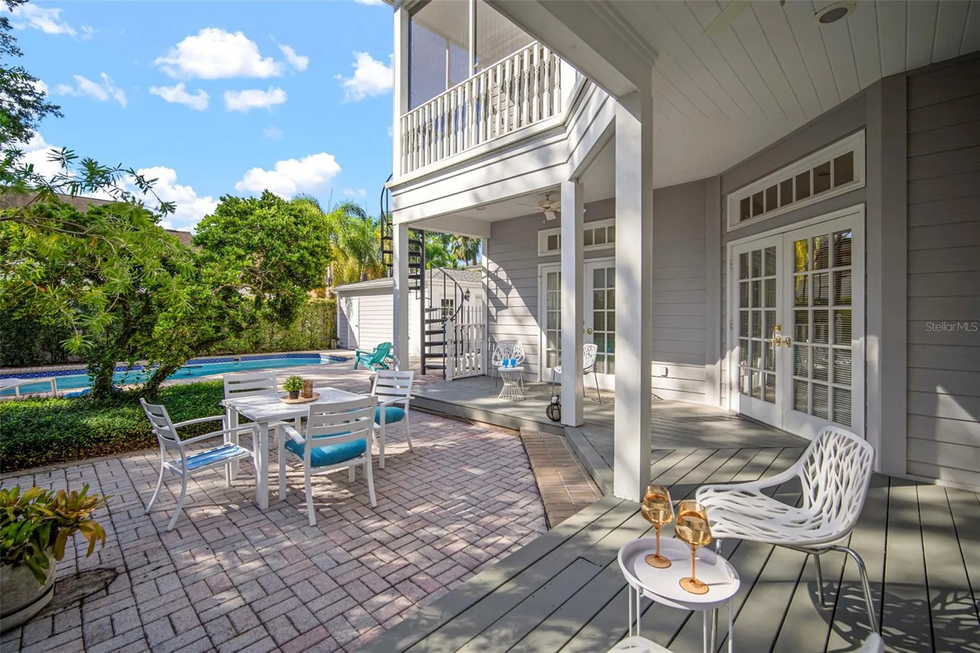 4318 W Azeele Street Tampa FL 33609