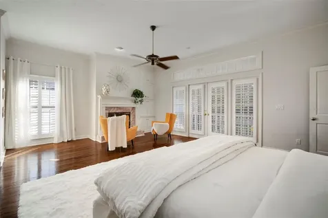 4318 W Azeele Street Tampa FL 33609