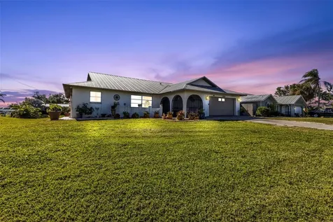 27409 Voyageur Drive Punta Gorda FL 33983