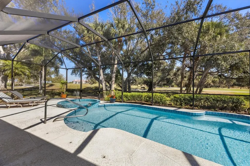 7551 Calle Facil Sarasota FL 34238