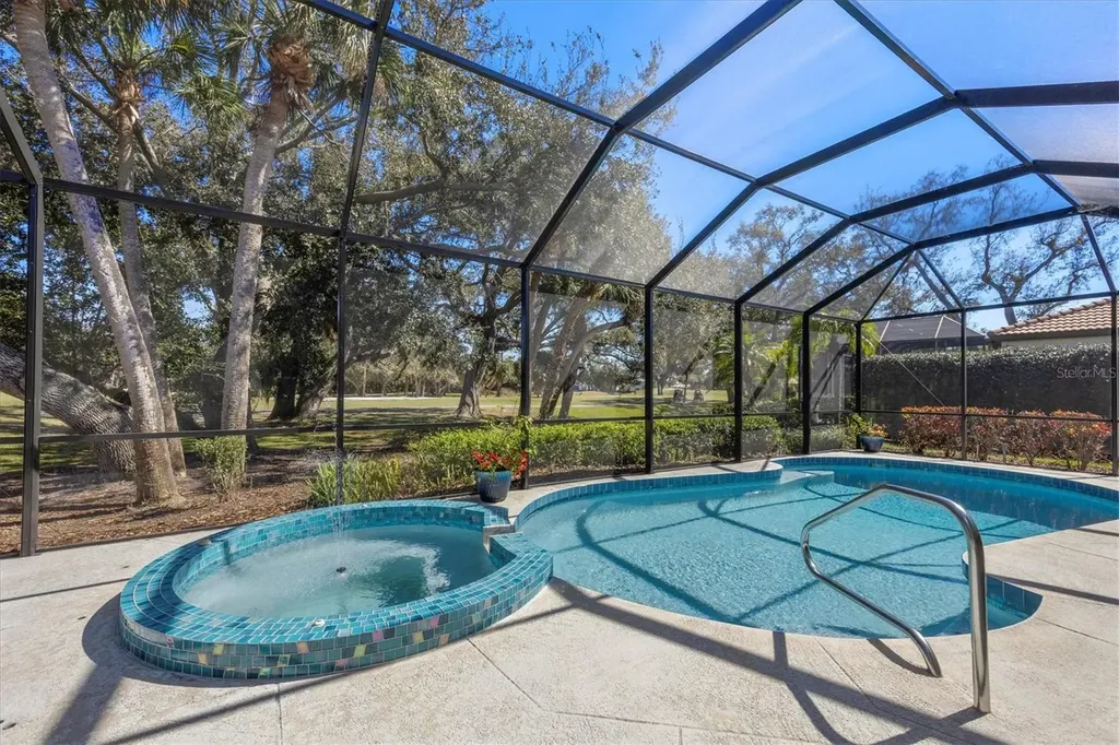 7551 Calle Facil Sarasota FL 34238