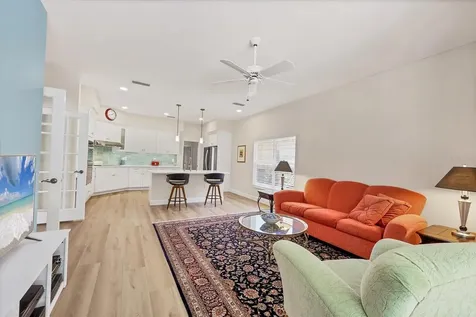 7551 Calle Facil Sarasota FL 34238
